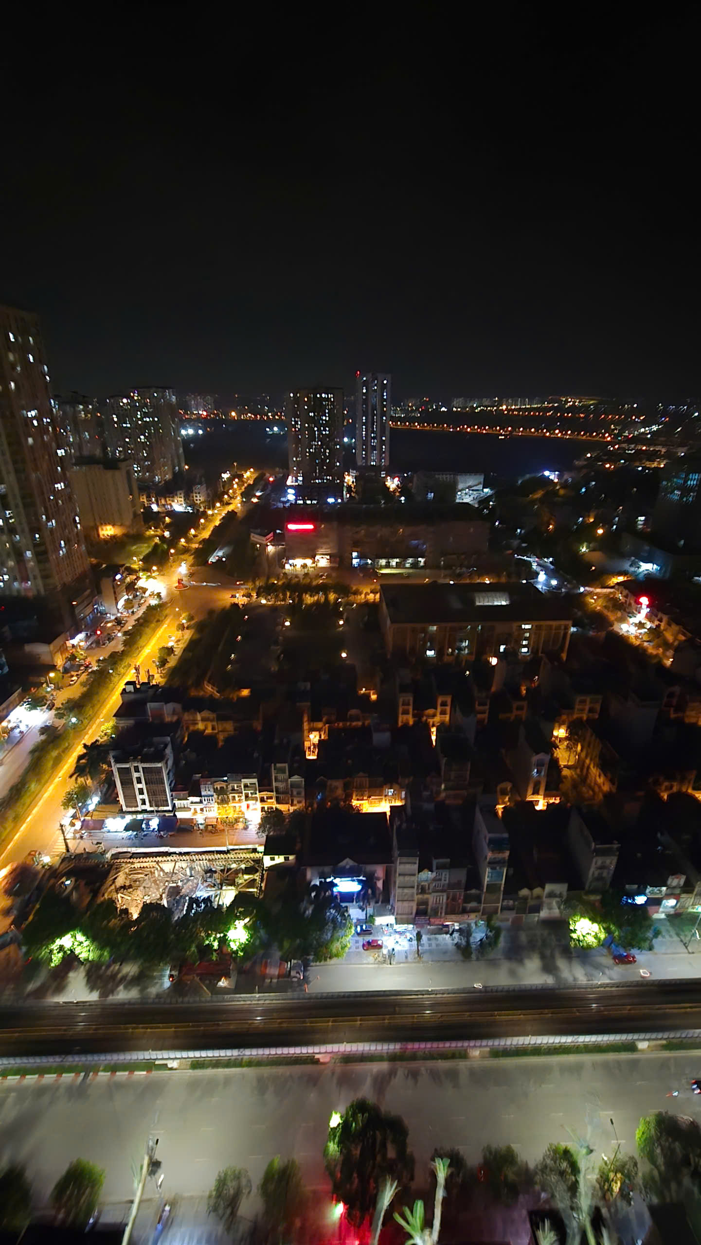 Cho thuê chung cư Bình Vượng, 112 m2* 1 tầng 3pn, 11 Triệu KD on, ở gđ, nhóm - Ảnh 1